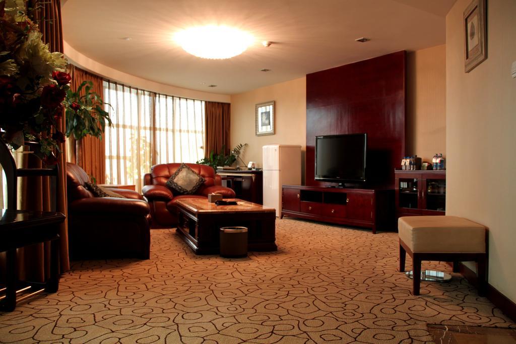 Dynasty International Hotel 쿤밍 객실 사진