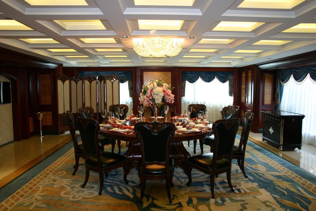 Dynasty International Hotel 쿤밍 외부 사진