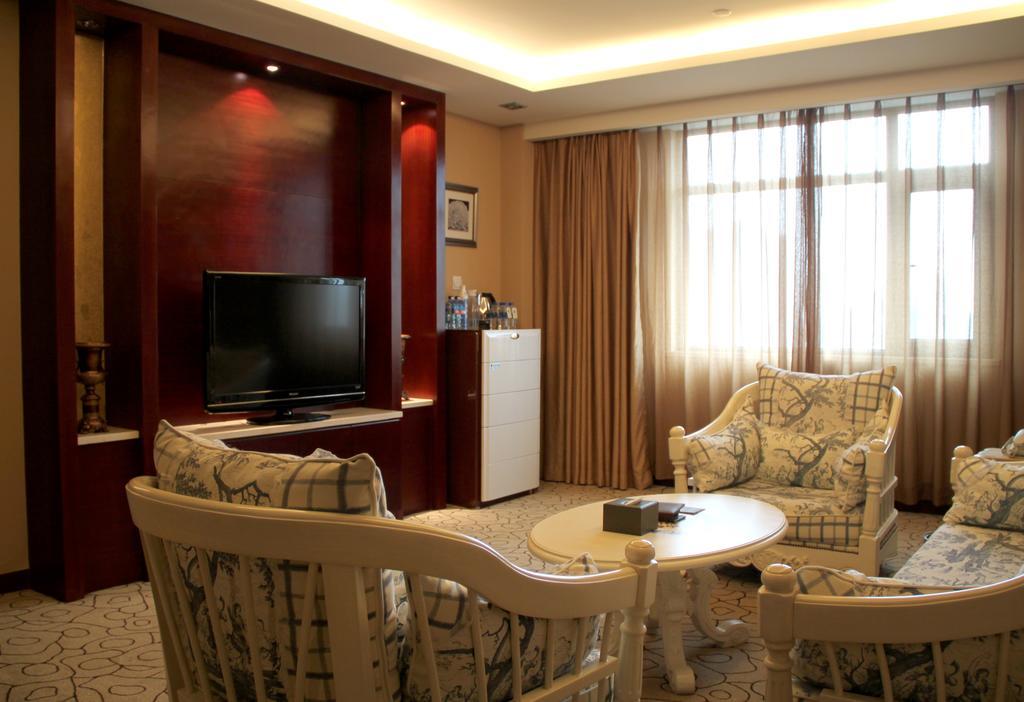 Dynasty International Hotel 쿤밍 객실 사진